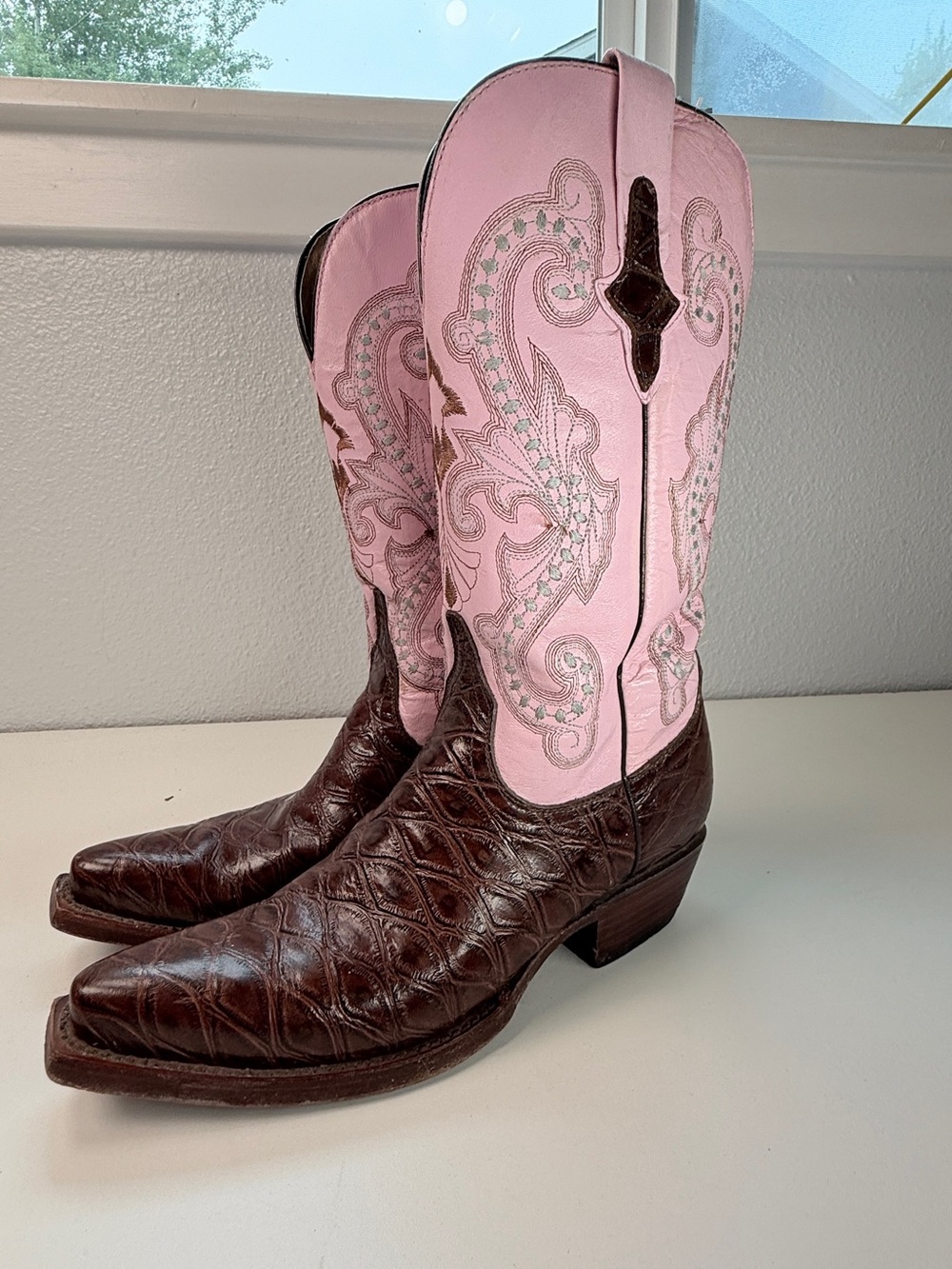 Ferrini Pink and Brown Caiman crocodile Belly Snip Toe Cowboy Boots Womens 9.5 B